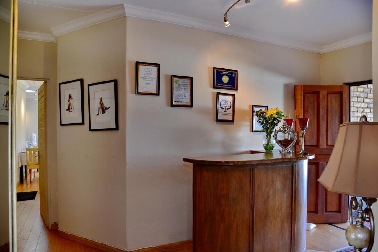 Annie'S Boutique Guesthouse And Garden Spa Хартбиспурт Экстерьер фото