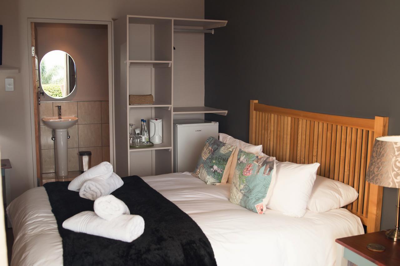 Annie'S Boutique Guesthouse And Garden Spa Хартбиспурт Экстерьер фото